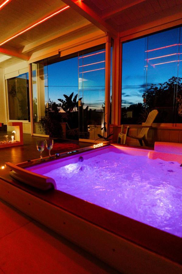 Resort Villa La Perla Sul Mare Leporano Buitenkant foto