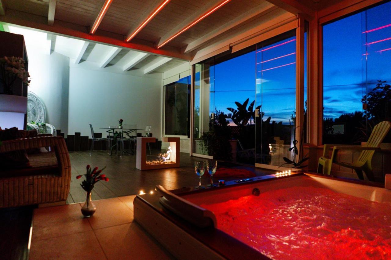 Resort Villa La Perla Sul Mare Leporano Buitenkant foto